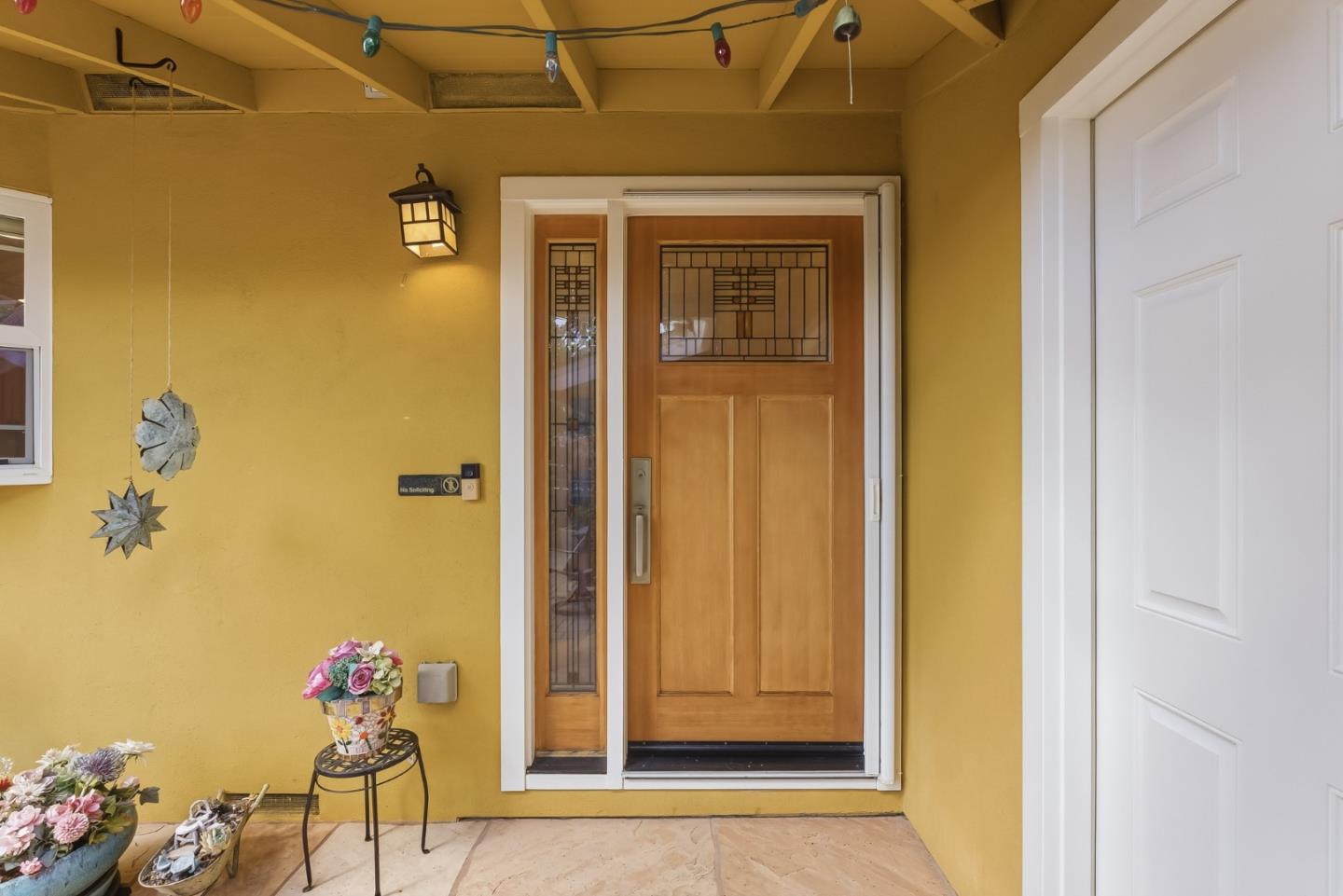 Detail Gallery Image 9 of 47 For 1095 Noriega Ave, Sunnyvale,  CA 94086 - 3 Beds | 2 Baths