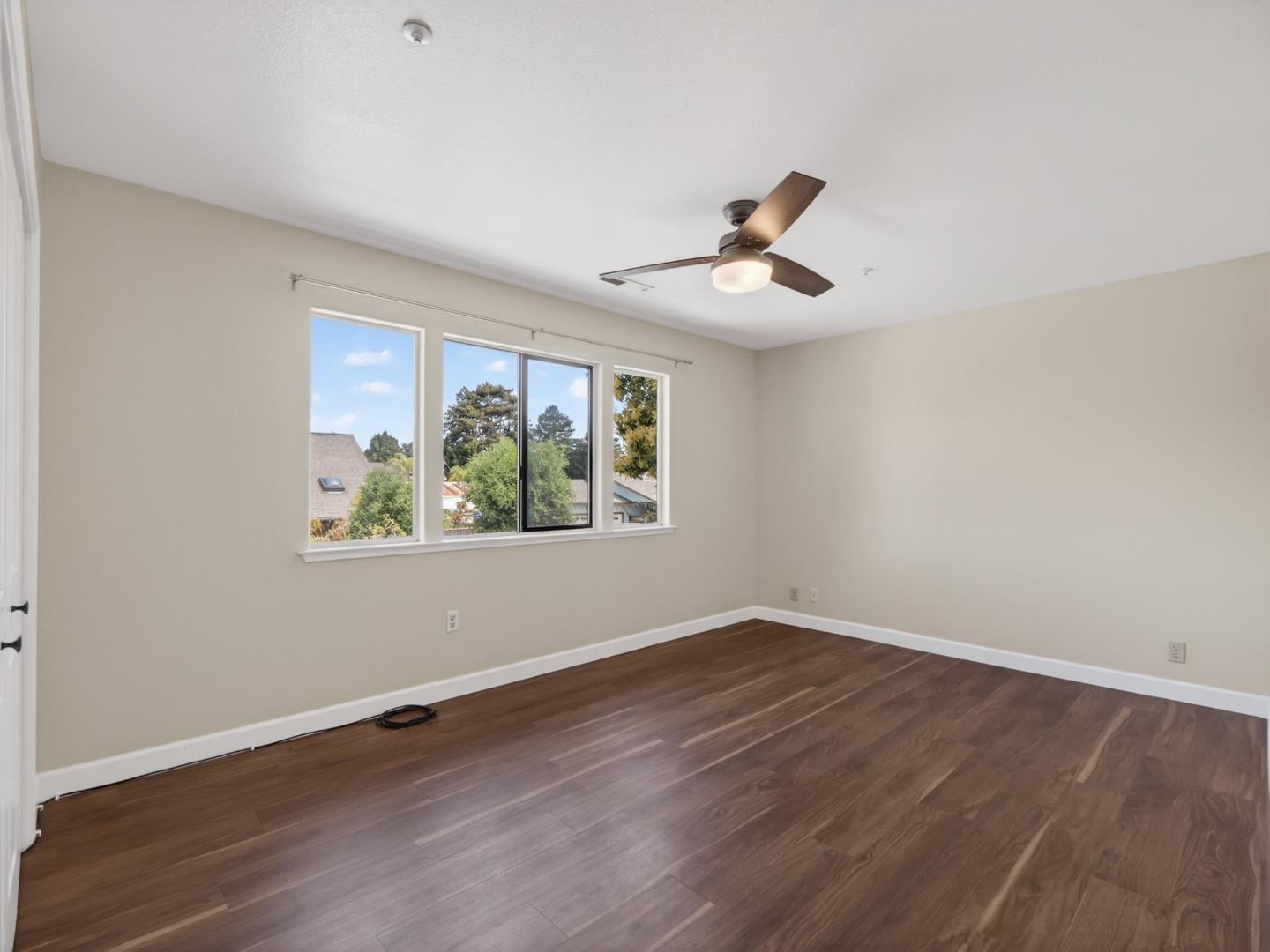 Detail Gallery Image 27 of 46 For 1764 Del Mar Ct, Santa Cruz,  CA 95062 - 3 Beds | 2/1 Baths