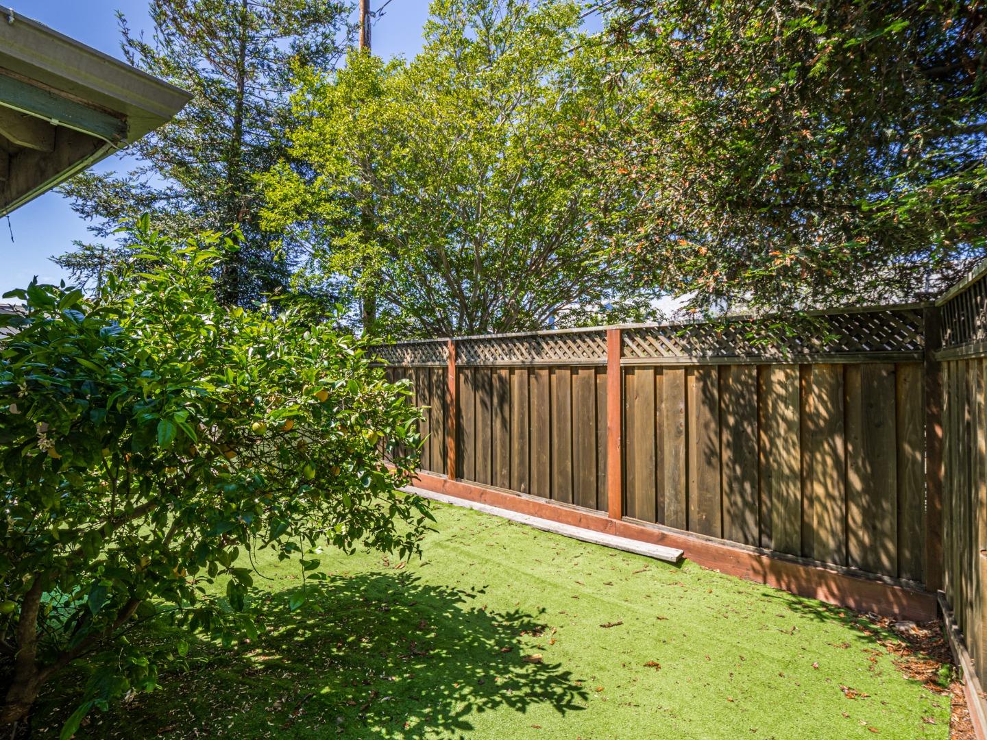 Detail Gallery Image 46 of 46 For 1764 Del Mar Ct, Santa Cruz,  CA 95062 - 3 Beds | 2/1 Baths