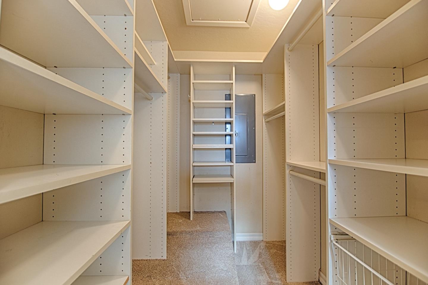 Detail Gallery Image 20 of 40 For 142 Thunderbird Dr, Aptos,  CA 95003 - 3 Beds | 2/1 Baths