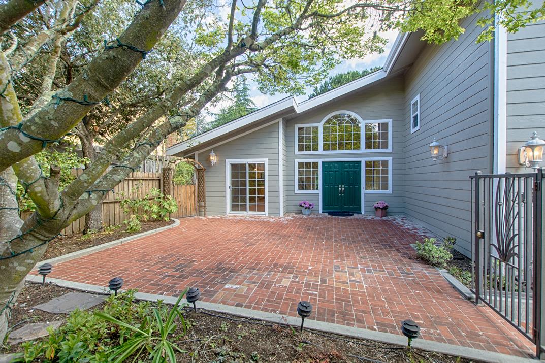 Detail Gallery Image 8 of 40 For 142 Thunderbird Dr, Aptos,  CA 95003 - 3 Beds | 2/1 Baths