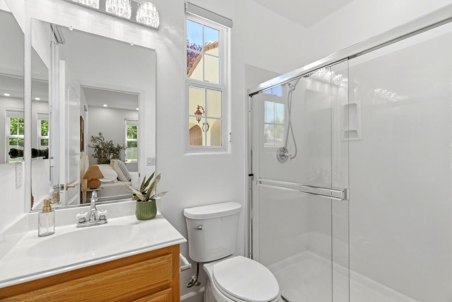 Detail Gallery Image 18 of 53 For 2631 Club Dr, Gilroy,  CA 95020 - 5 Beds | 3/1 Baths