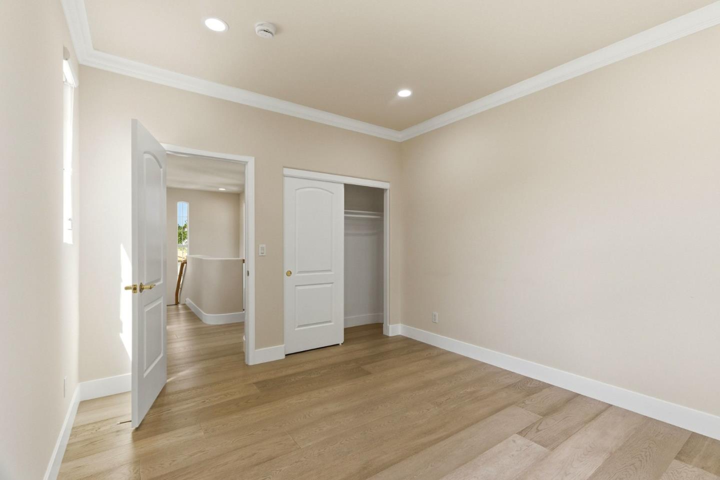 Detail Gallery Image 31 of 53 For 2631 Club Dr, Gilroy,  CA 95020 - 5 Beds | 3/1 Baths