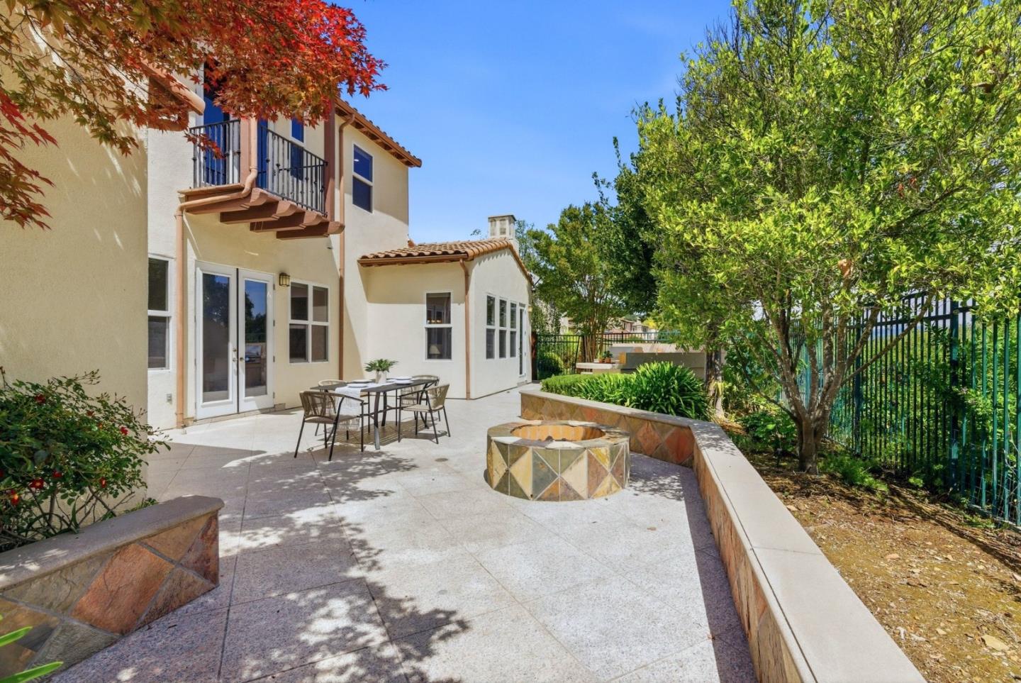 Detail Gallery Image 37 of 53 For 2631 Club Dr, Gilroy,  CA 95020 - 5 Beds | 3/1 Baths