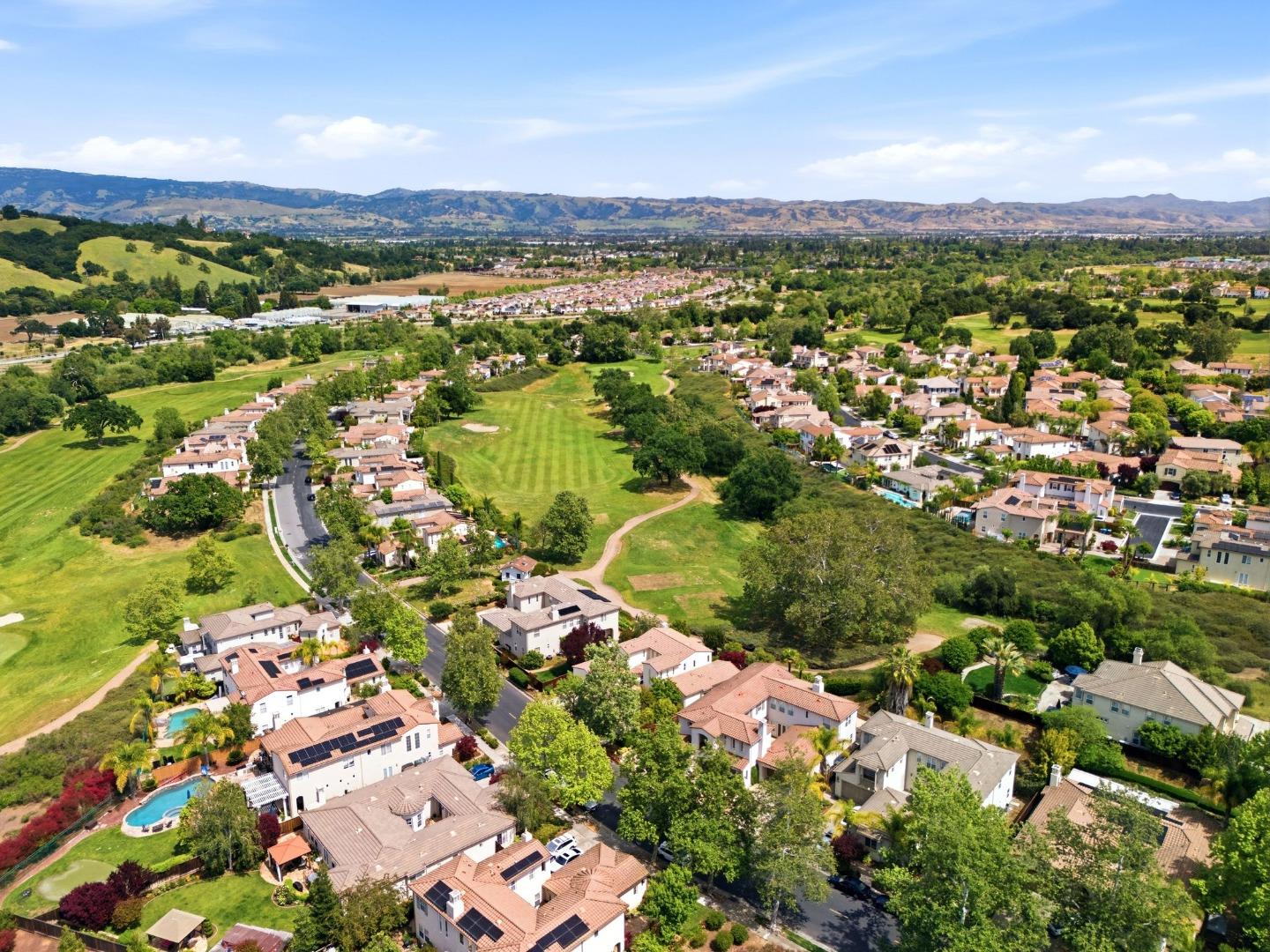 Detail Gallery Image 41 of 53 For 2631 Club Dr, Gilroy,  CA 95020 - 5 Beds | 3/1 Baths