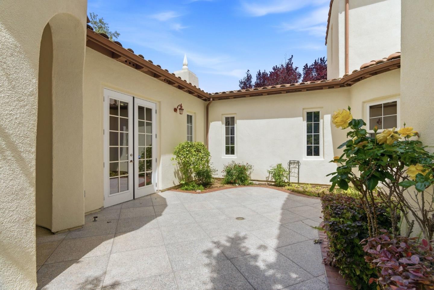 Detail Gallery Image 49 of 53 For 2631 Club Dr, Gilroy,  CA 95020 - 5 Beds | 3/1 Baths