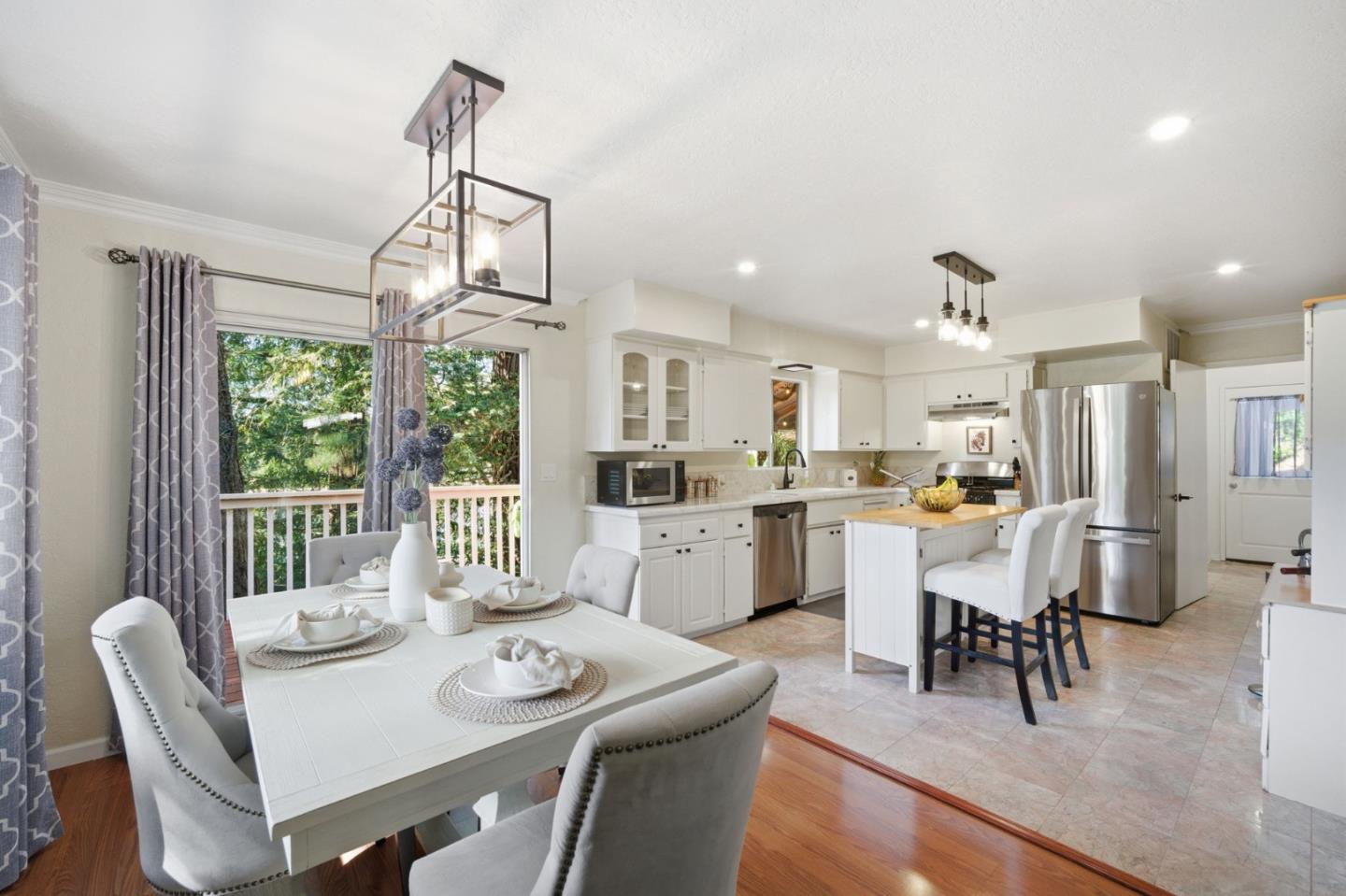 Detail Gallery Image 16 of 55 For 8684 Hihn Rd, Ben Lomond,  CA 95005 - 3 Beds | 2/1 Baths