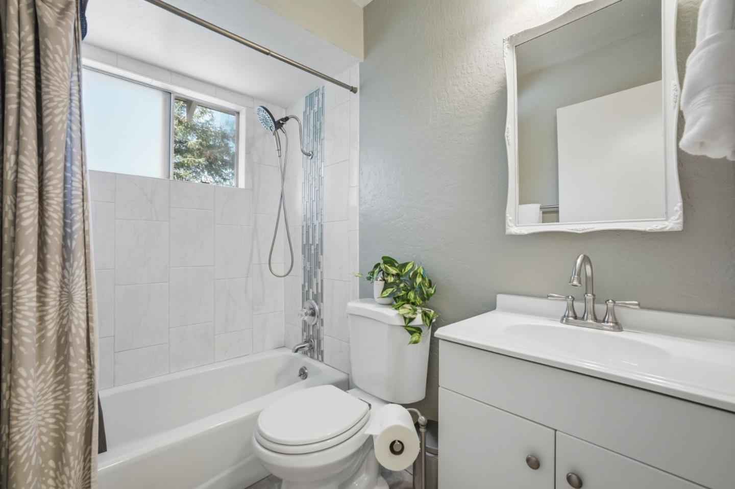 8684 Hihn Road, Ben Lomond, CA, 95005