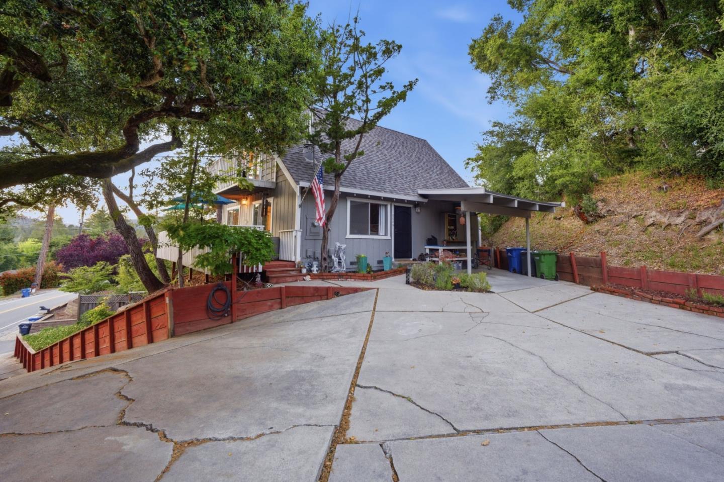 Detail Gallery Image 3 of 55 For 8684 Hihn Rd, Ben Lomond,  CA 95005 - 3 Beds | 2/1 Baths