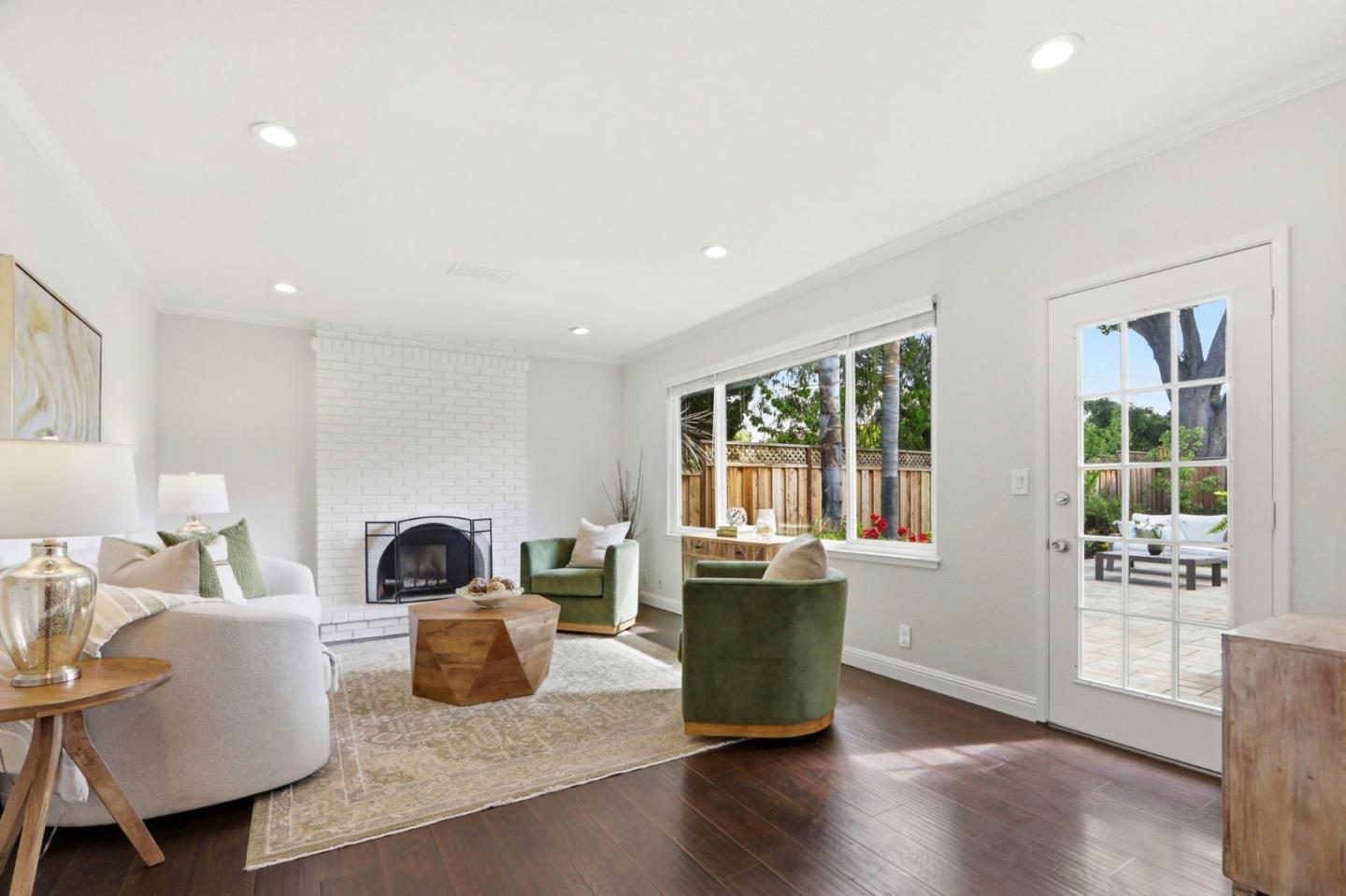 Detail Gallery Image 15 of 51 For 6670 Mount Holly Dr, San Jose,  CA 95120 - 4 Beds | 2 Baths