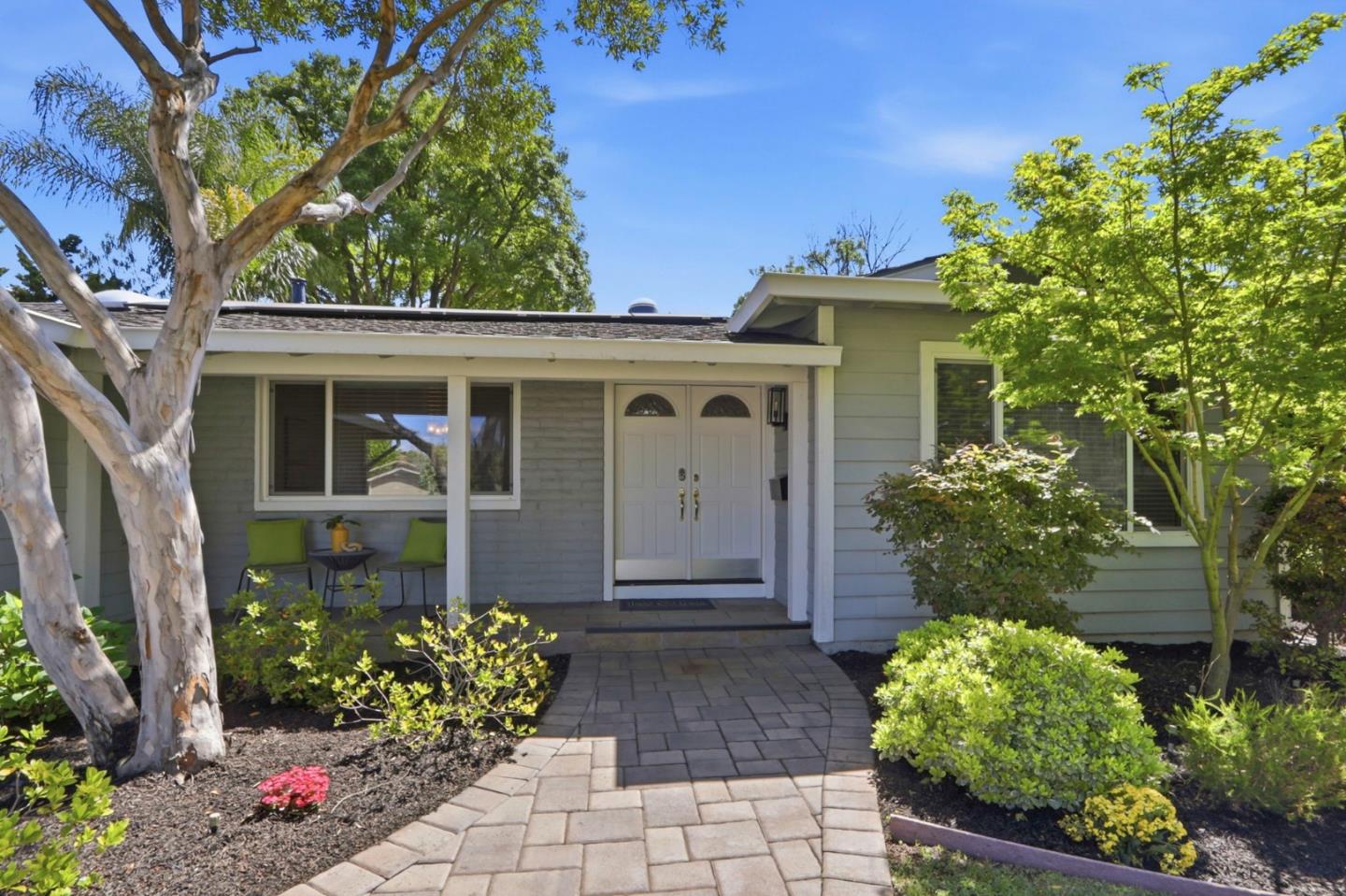 Detail Gallery Image 4 of 51 For 6670 Mount Holly Dr, San Jose,  CA 95120 - 4 Beds | 2 Baths