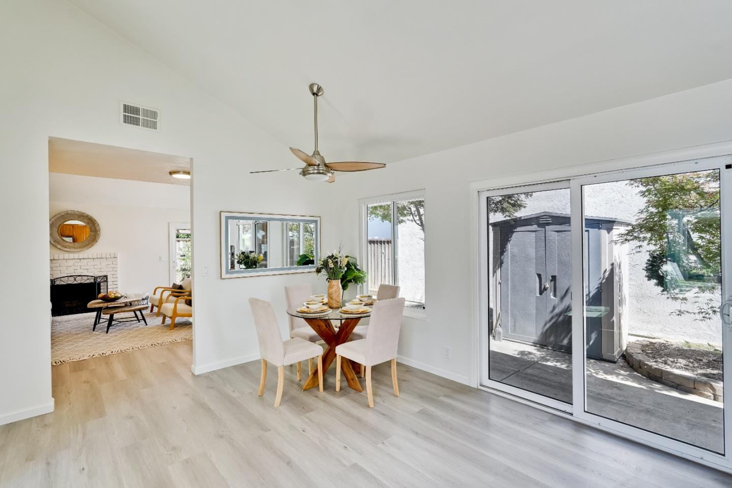 Detail Gallery Image 12 of 50 For 23 Southfield Ct, San Jose,  CA 95138 - 4 Beds | 2 Baths