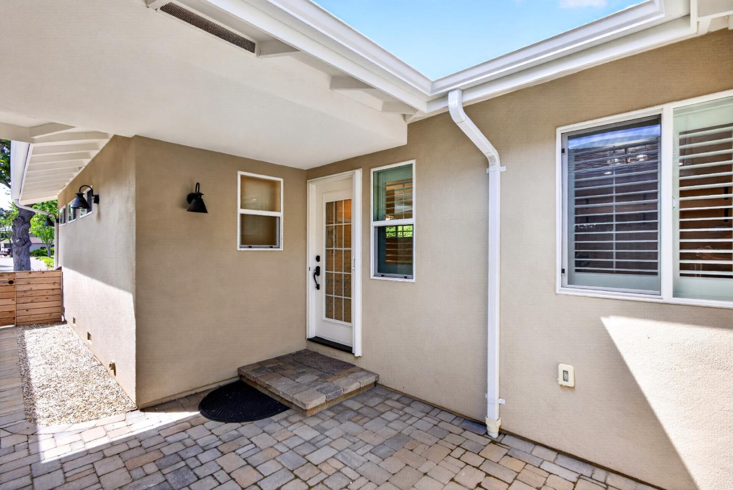 Detail Gallery Image 21 of 48 For 1514 Barton Dr, Sunnyvale,  CA 94087 - 5 Beds | 4 Baths