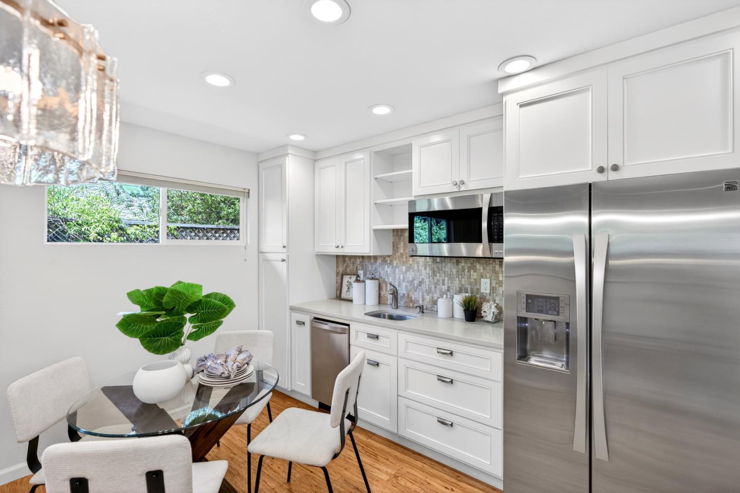 Detail Gallery Image 24 of 48 For 1514 Barton Dr, Sunnyvale,  CA 94087 - 5 Beds | 4 Baths