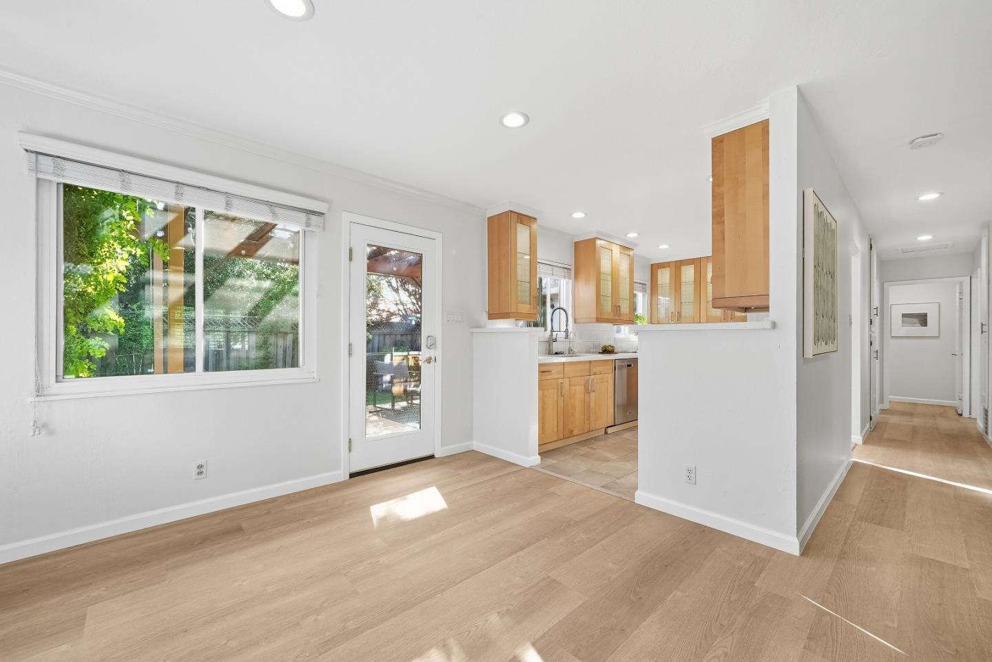 Detail Gallery Image 5 of 45 For 2734 Coit Dr, San Jose,  CA 95124 - 3 Beds | 2/1 Baths