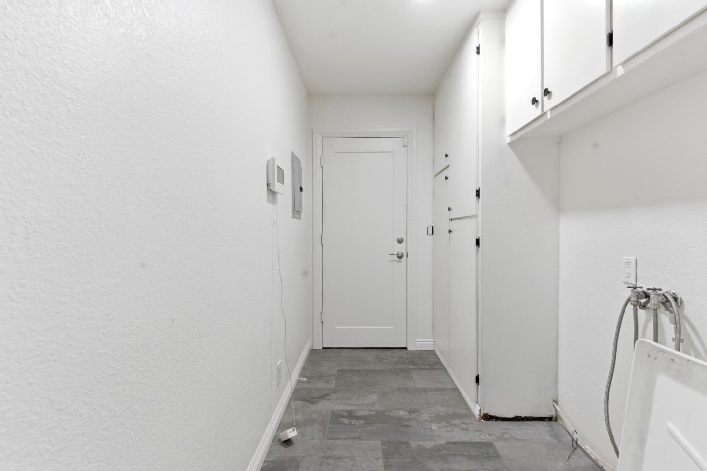 Detail Gallery Image 21 of 42 For 1660 Monte Vista Dr, Hollister,  CA 95023 - 3 Beds | 2 Baths