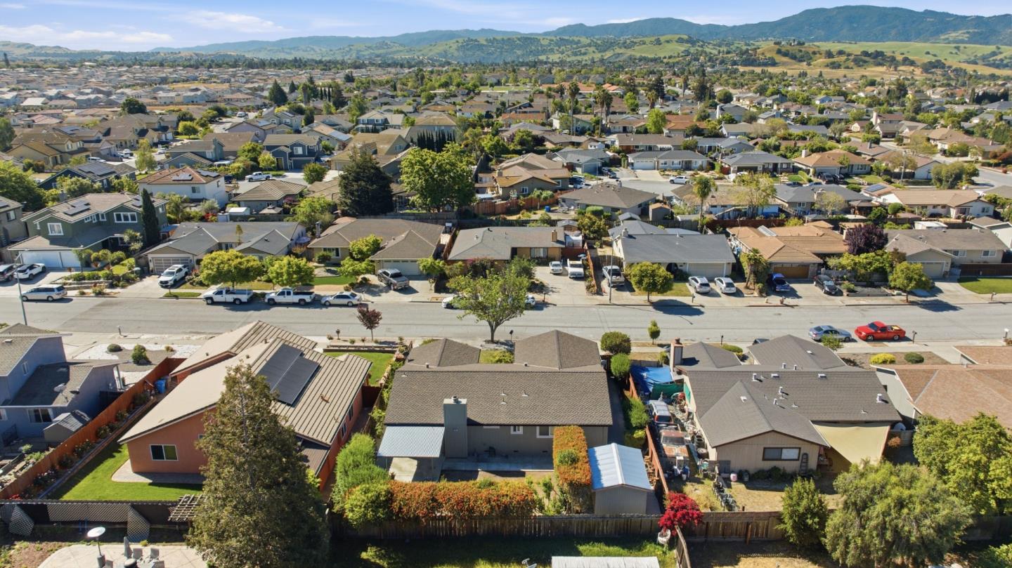 Detail Gallery Image 39 of 42 For 1660 Monte Vista Dr, Hollister,  CA 95023 - 3 Beds | 2 Baths