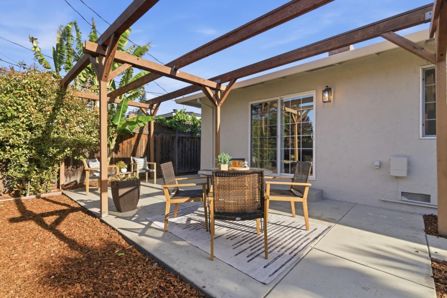 Detail Gallery Image 15 of 20 For 1113 Columbine Ave, Sunnyvale,  CA 94086 - 3 Beds | 2 Baths