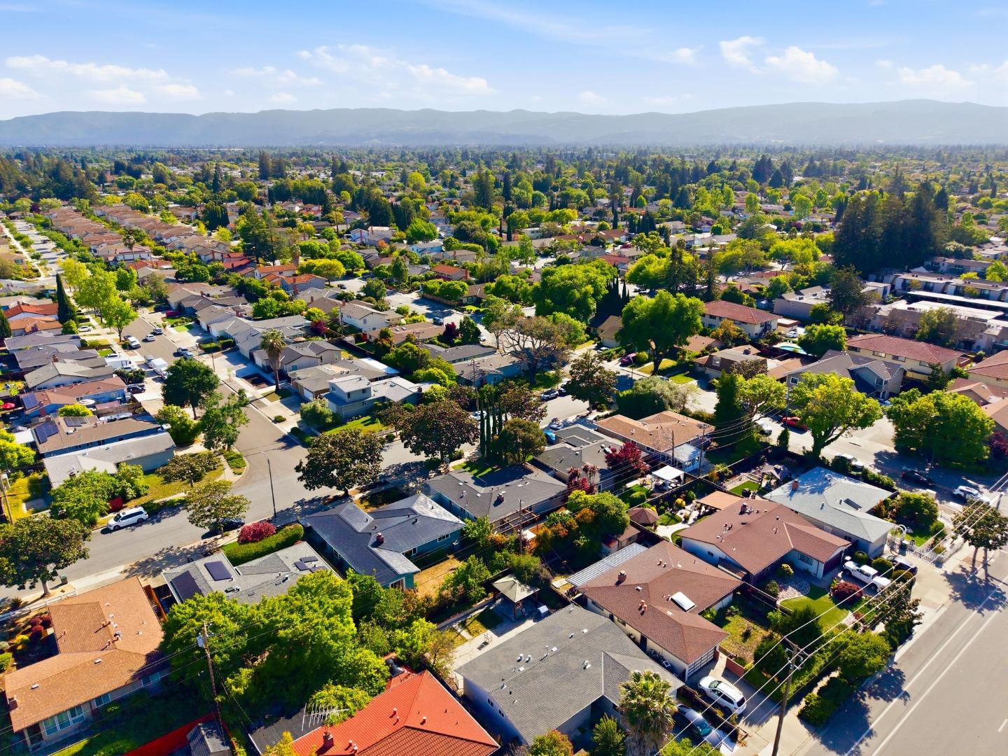 Detail Gallery Image 19 of 20 For 1113 Columbine Ave, Sunnyvale,  CA 94086 - 3 Beds | 2 Baths