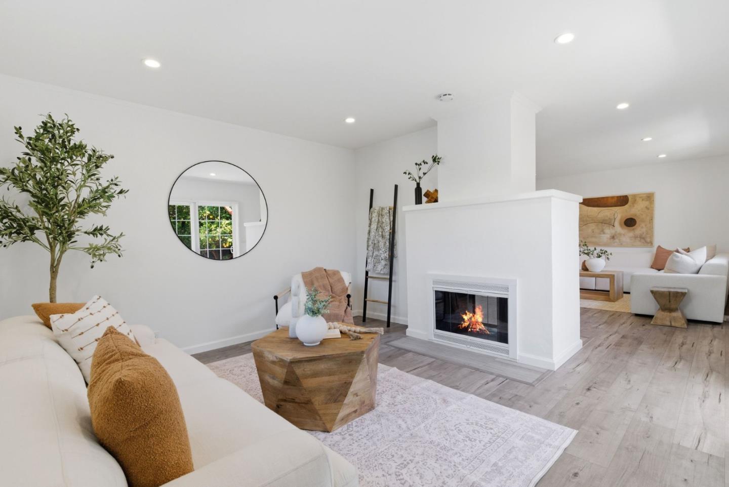 Detail Gallery Image 4 of 20 For 1113 Columbine Ave, Sunnyvale,  CA 94086 - 3 Beds | 2 Baths