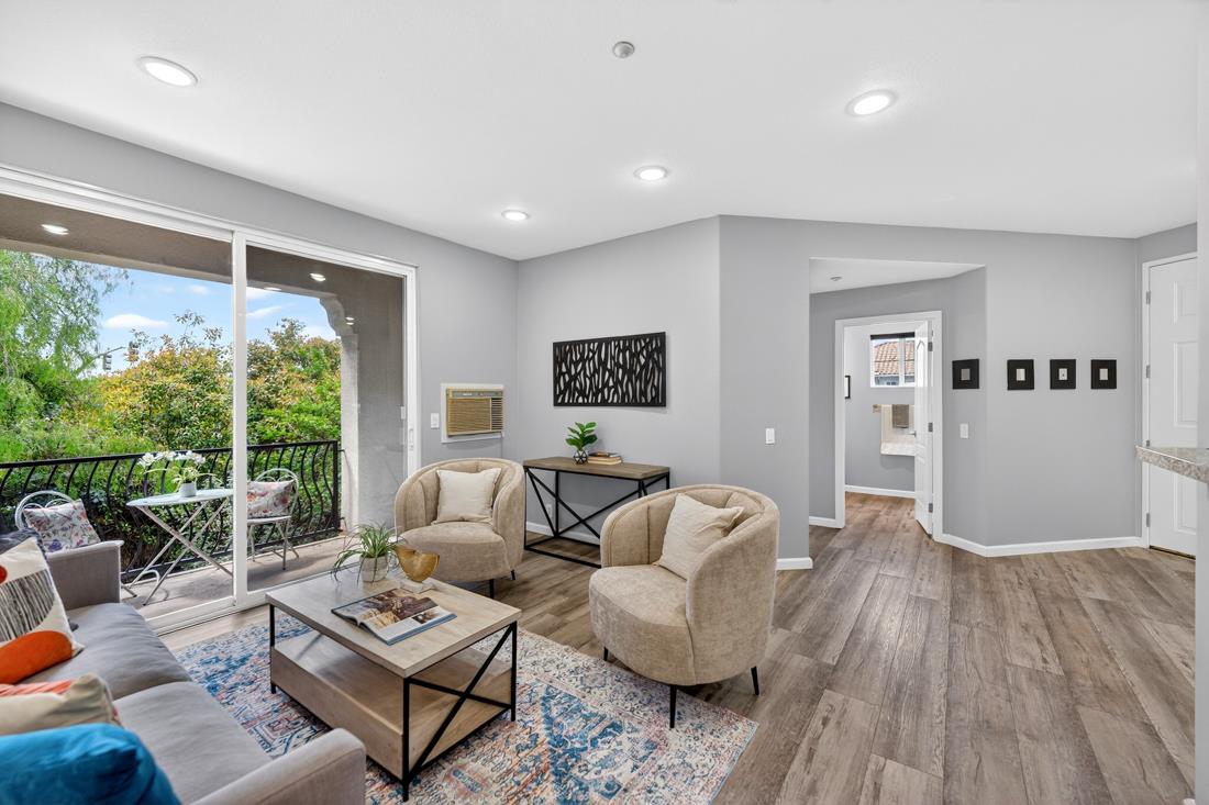 Front Image Thumbnail for ML82043005