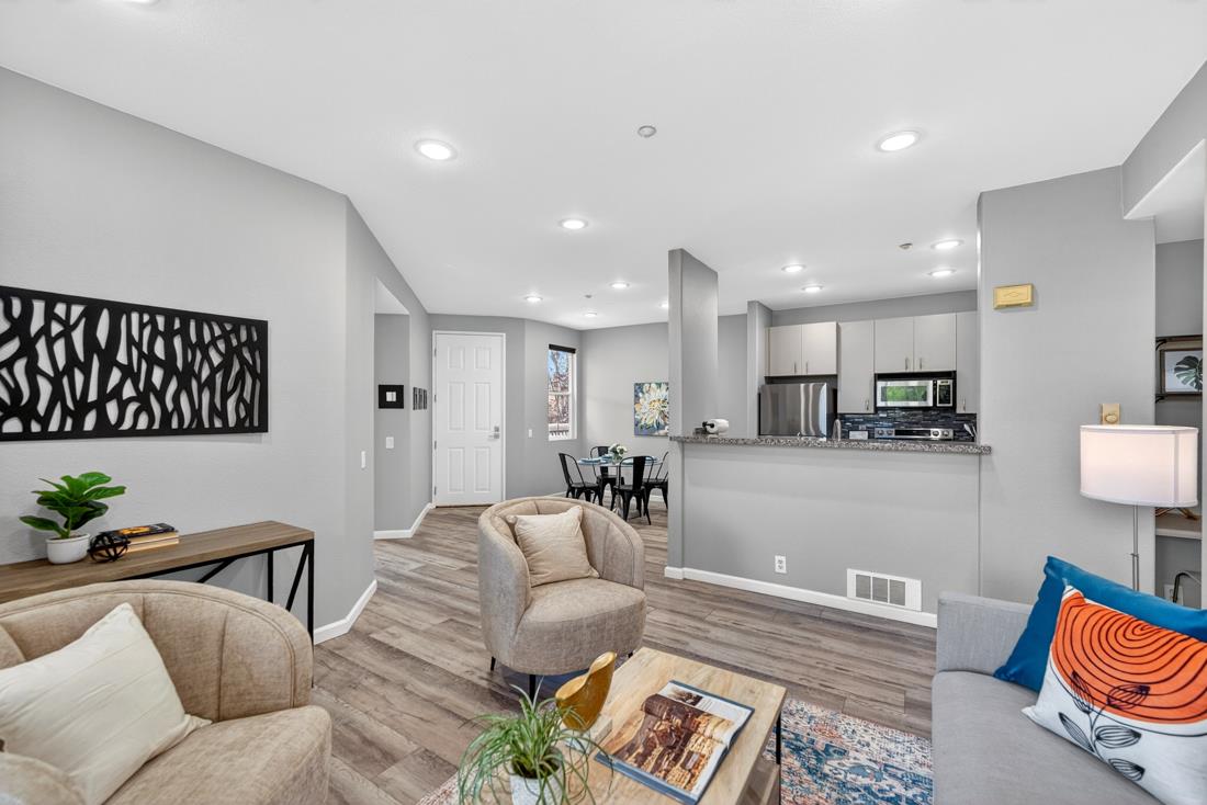 Detail Gallery Image 2 of 36 For 35509 Monterra Ter #201,  Union City,  CA 94587 - 2 Beds | 2 Baths