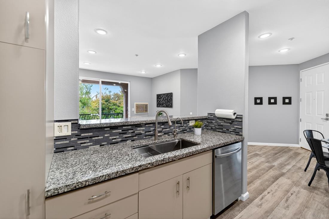 Detail Gallery Image 9 of 36 For 35509 Monterra Ter #201,  Union City,  CA 94587 - 2 Beds | 2 Baths