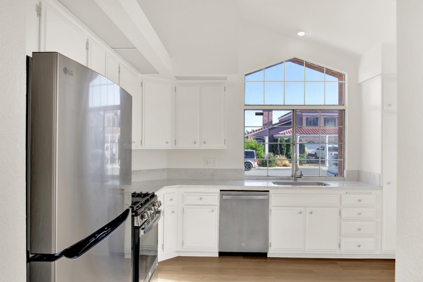 1716 Boysenberry Way, Palmdale, CA 93550 photo 8