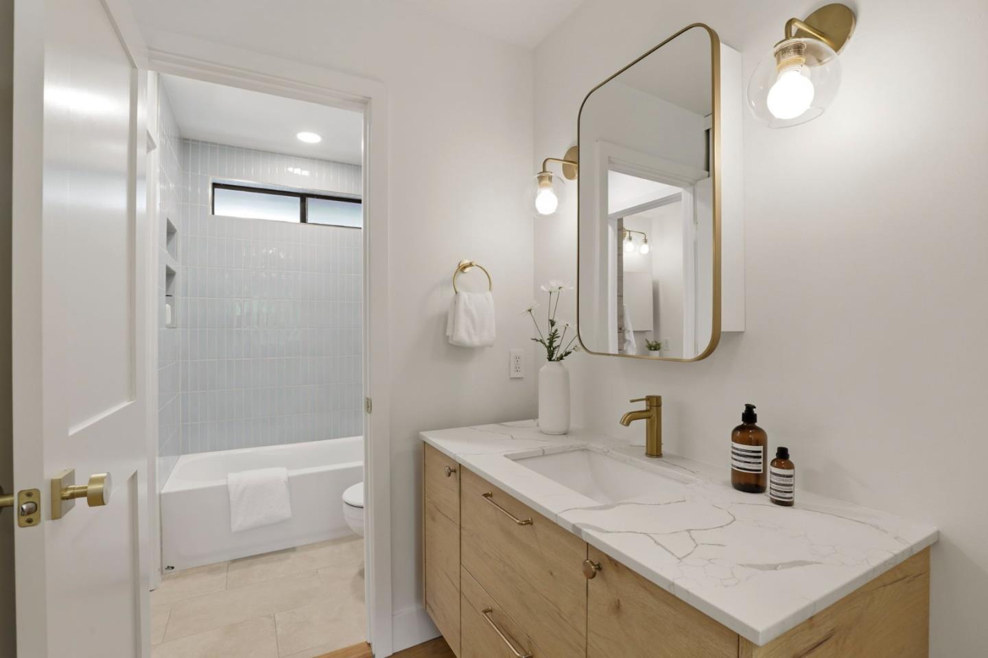 Photo #19: ML82043009 Listing: Photo #19