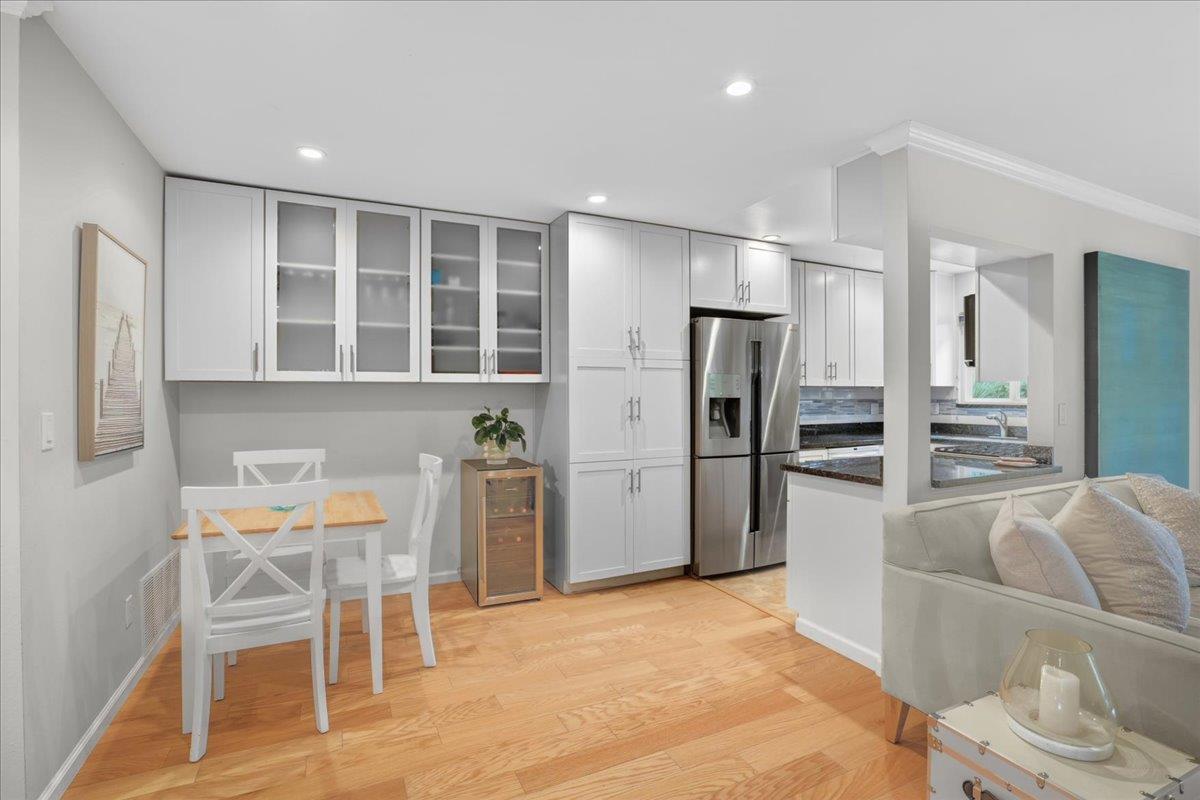 Detail Gallery Image 11 of 29 For 1400 Dolphin Dr, Aptos,  CA 95003 - 2 Beds | 1/1 Baths