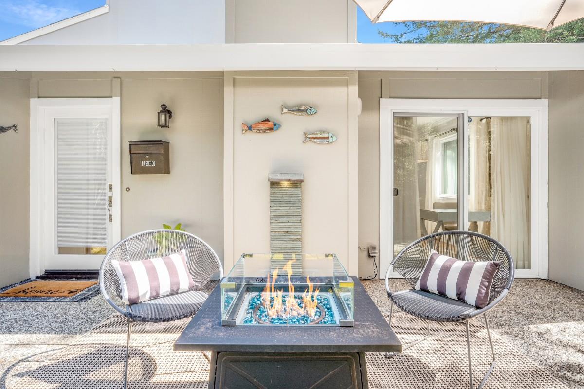 Detail Gallery Image 2 of 29 For 1400 Dolphin Dr, Aptos,  CA 95003 - 2 Beds | 1/1 Baths