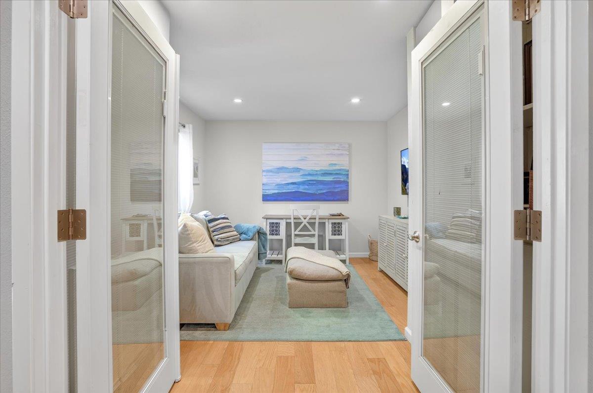 Detail Gallery Image 9 of 29 For 1400 Dolphin Dr, Aptos,  CA 95003 - 2 Beds | 1/1 Baths