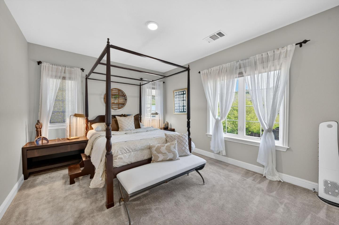 Detail Gallery Image 36 of 59 For 18675 Corte Paterna, Morgan Hill,  CA 95037 - 4 Beds | 3/1 Baths