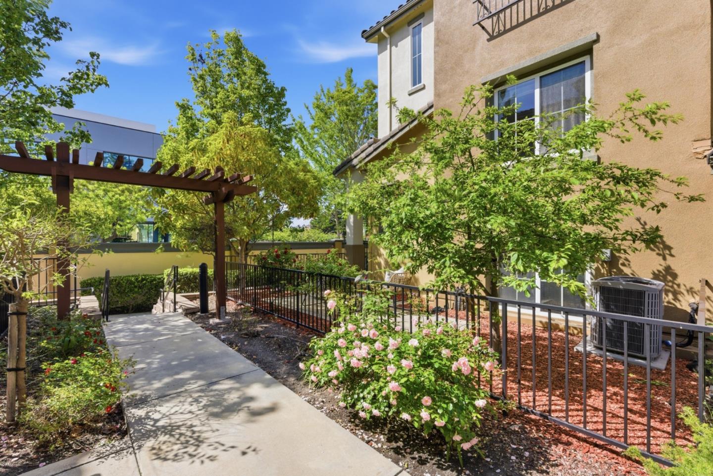 Photo #2: ML82043014 Listing: Photo #2