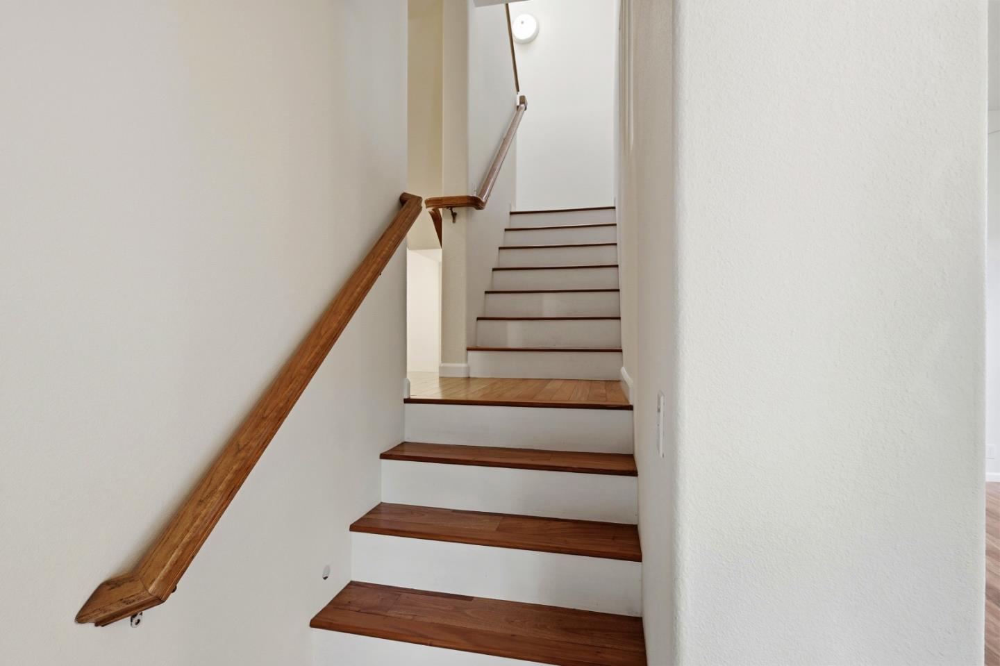 Detail Gallery Image 11 of 42 For 360 Carrera Cir, Aptos,  CA 95003 - 3 Beds | 2/1 Baths