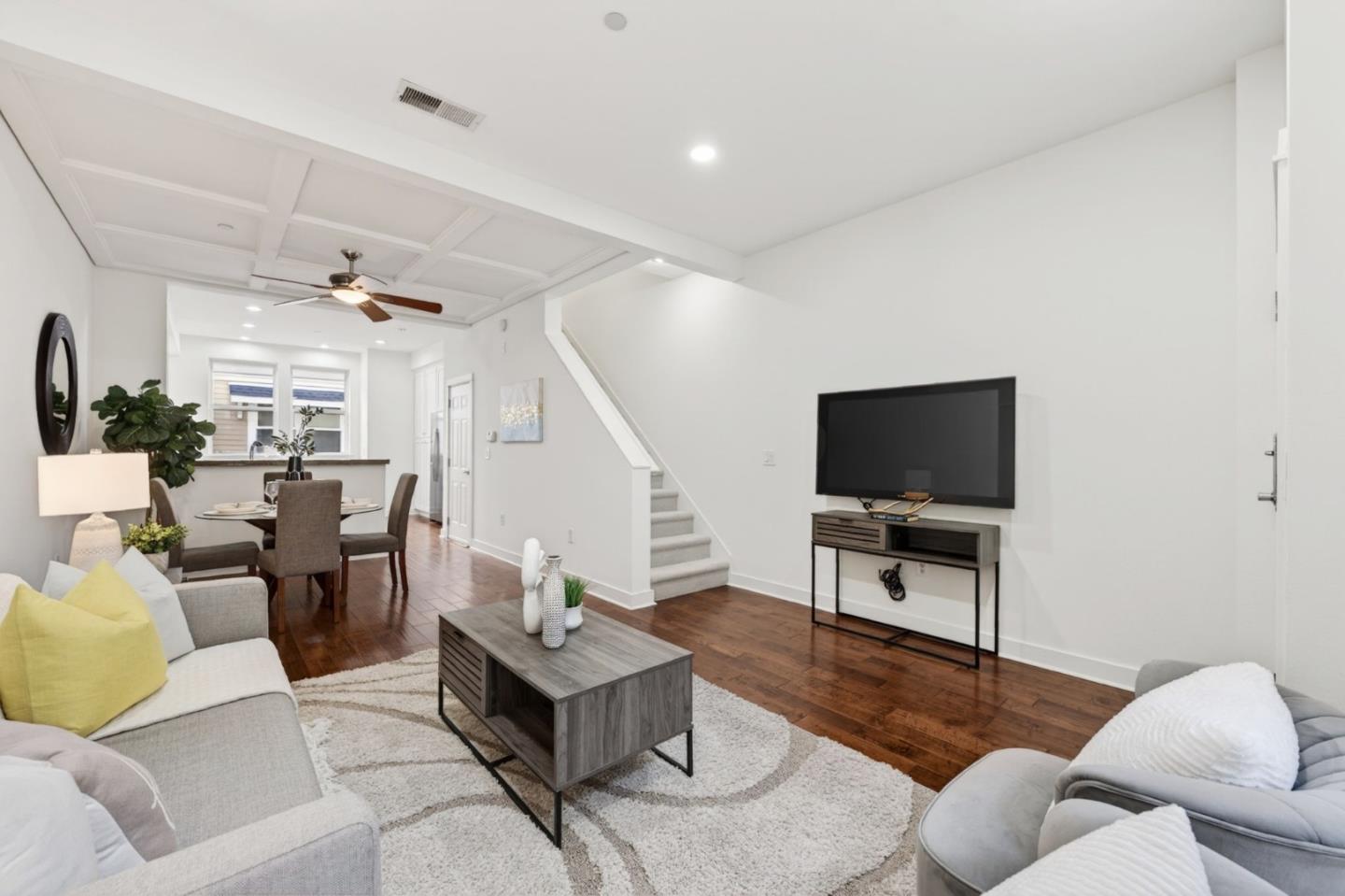 Photo #5: ML82043018 Listing: Photo #5