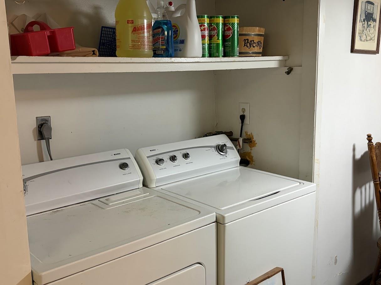 Detail Gallery Image 8 of 17 For 10176 S Tantau Ave, Cupertino,  CA 95014 - 3 Beds | 2 Baths