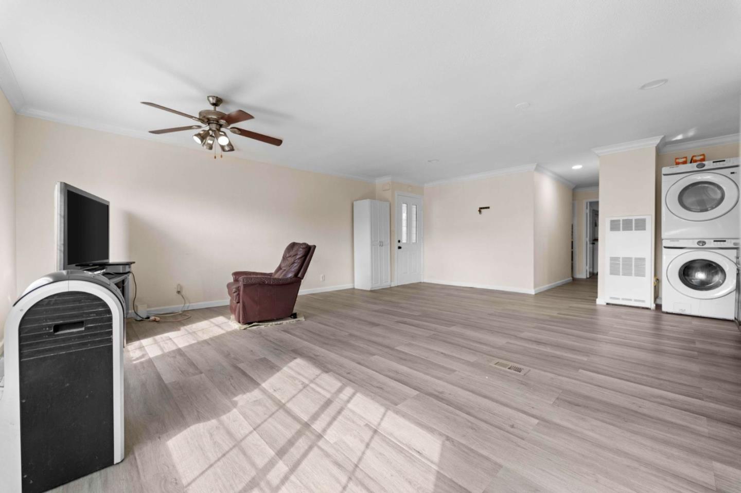 Detail Gallery Image 6 of 22 For 1500 Virginia Place #159,  San Jose,  CA 95116 - 3 Beds | 2 Baths