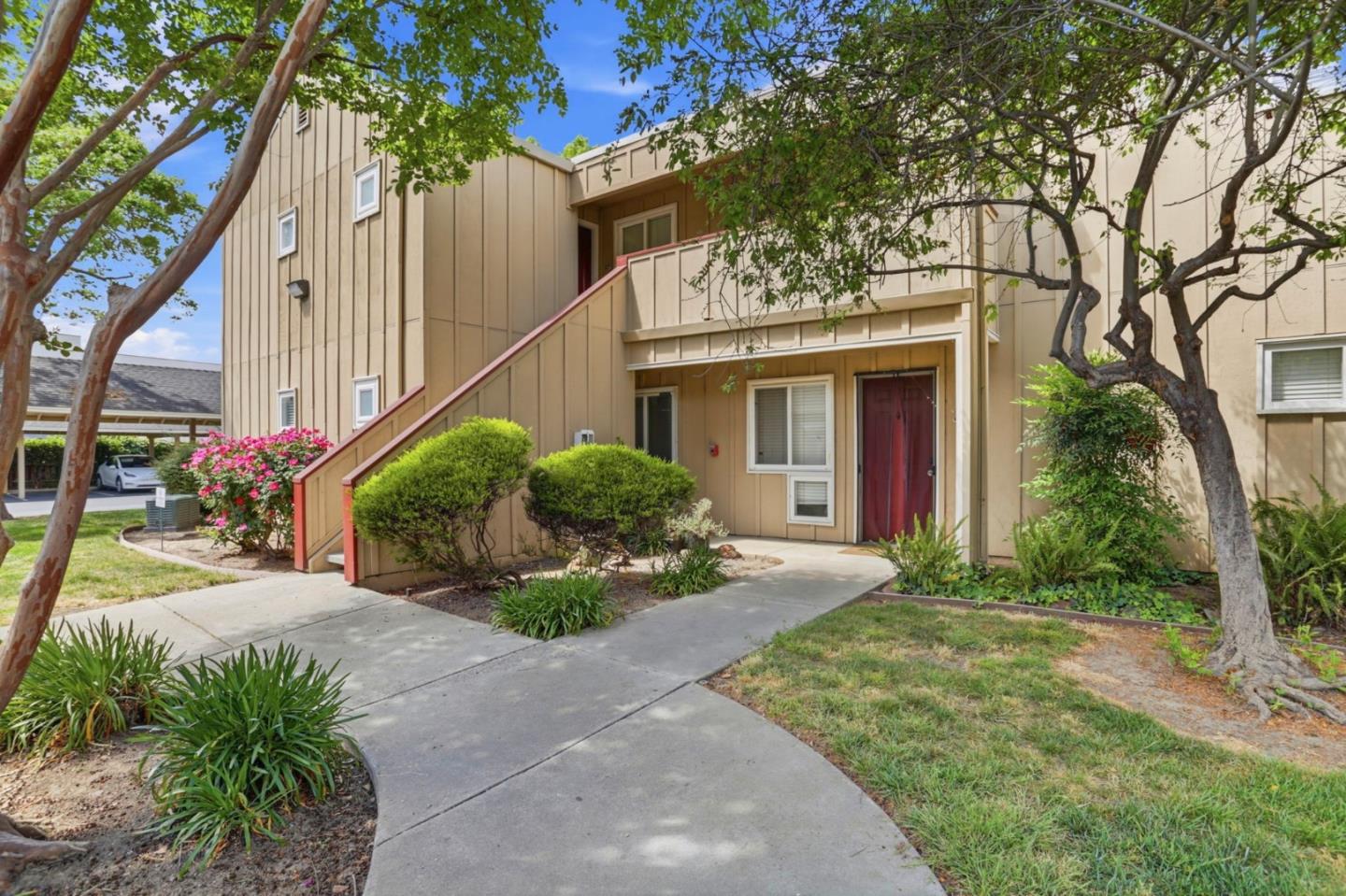 Photo #2: ML82043025 Listing: Photo #2