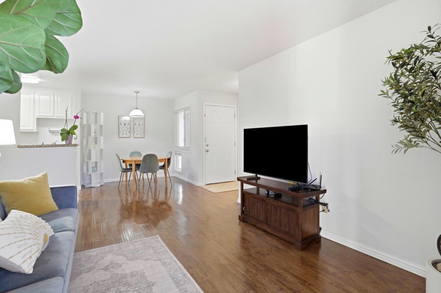 Photo #6: ML82043025 Listing: Photo #6