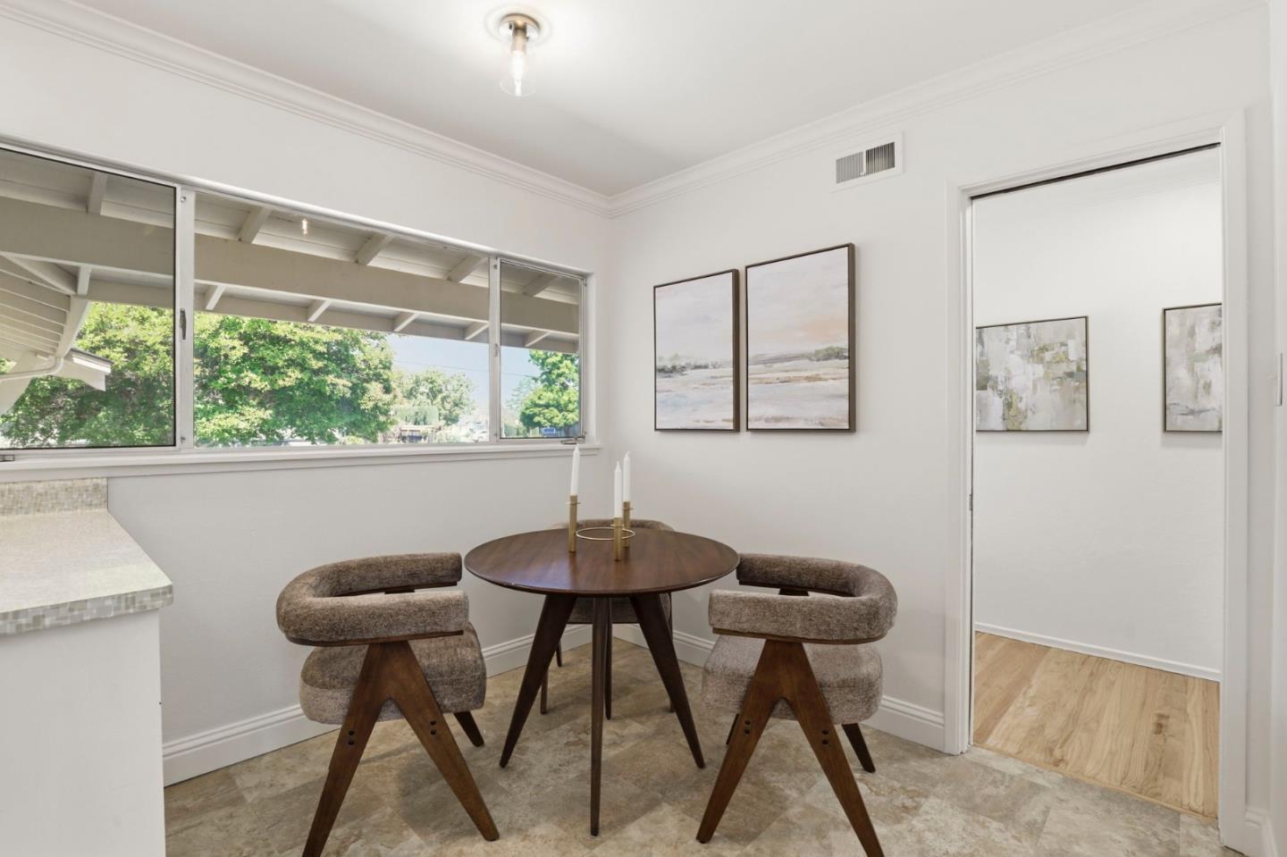 Detail Gallery Image 11 of 34 For 19660 Vicksburg Dr, Cupertino,  CA 95014 - 3 Beds | 2 Baths