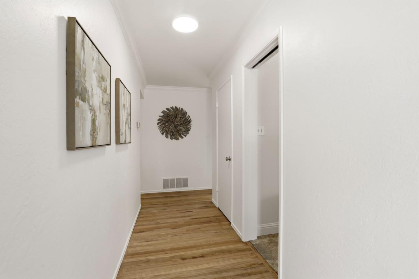 Detail Gallery Image 21 of 34 For 19660 Vicksburg Dr, Cupertino,  CA 95014 - 3 Beds | 2 Baths