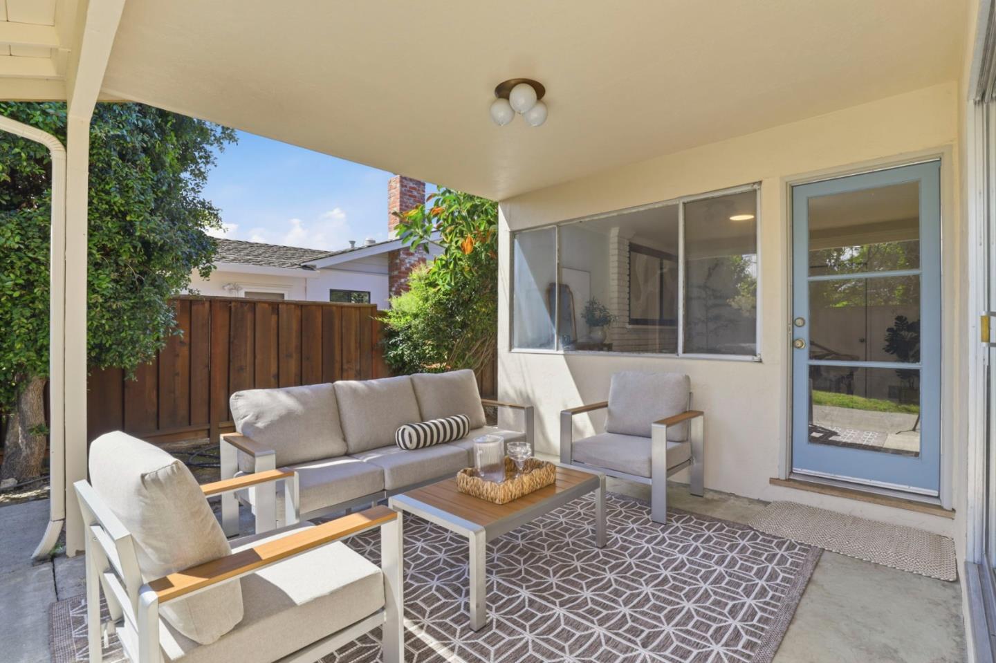 Detail Gallery Image 29 of 34 For 19660 Vicksburg Dr, Cupertino,  CA 95014 - 3 Beds | 2 Baths