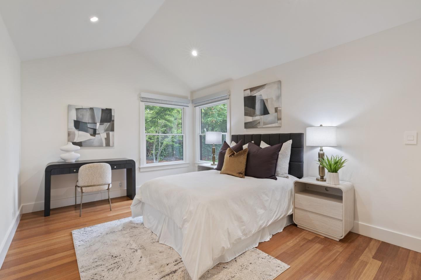 Detail Gallery Image 18 of 35 For 618 Panchita Way, Los Altos,  CA 94022 - 4 Beds | 3 Baths