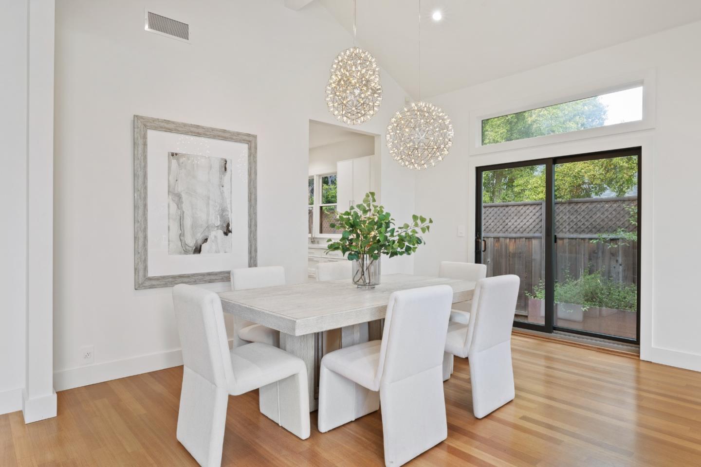 Detail Gallery Image 8 of 35 For 618 Panchita Way, Los Altos,  CA 94022 - 4 Beds | 3 Baths