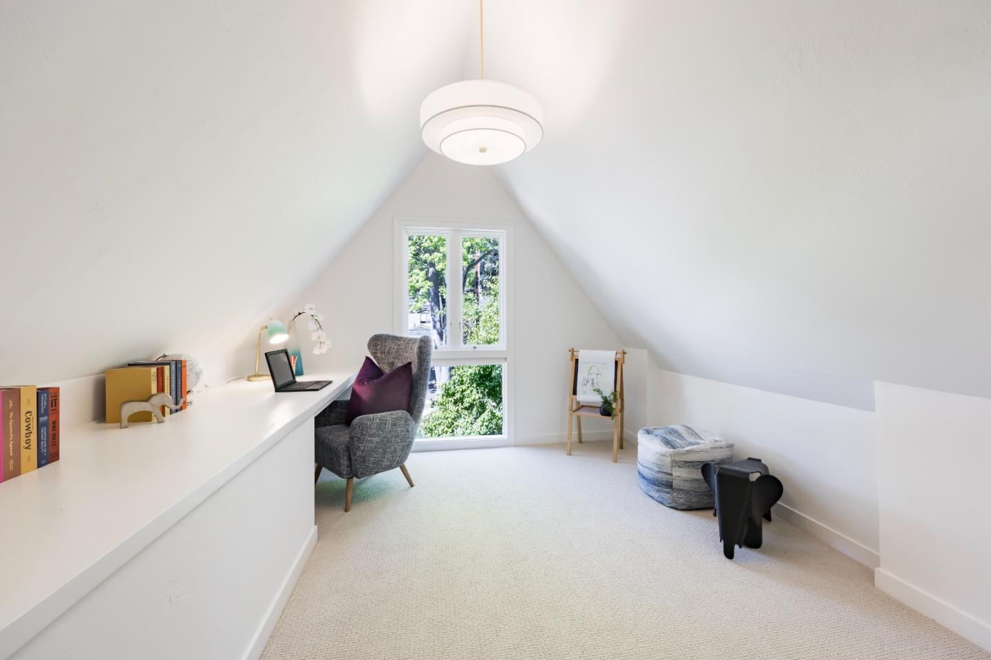 Detail Gallery Image 17 of 23 For 1215 Harriet St, Palo Alto,  CA 94301 - 4 Beds | 2 Baths