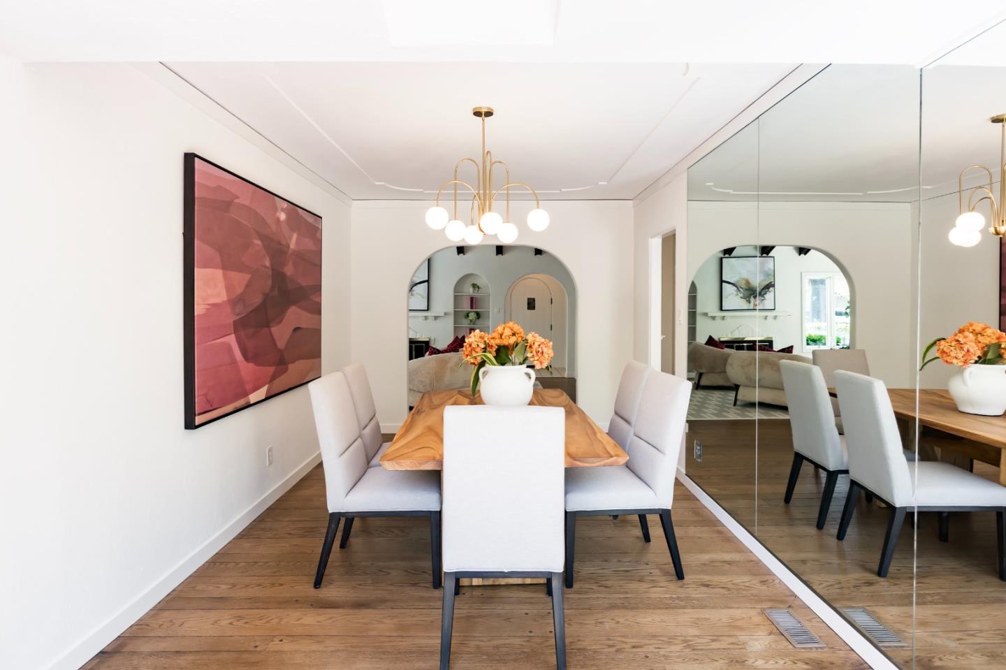 Detail Gallery Image 7 of 23 For 1215 Harriet St, Palo Alto,  CA 94301 - 4 Beds | 2 Baths