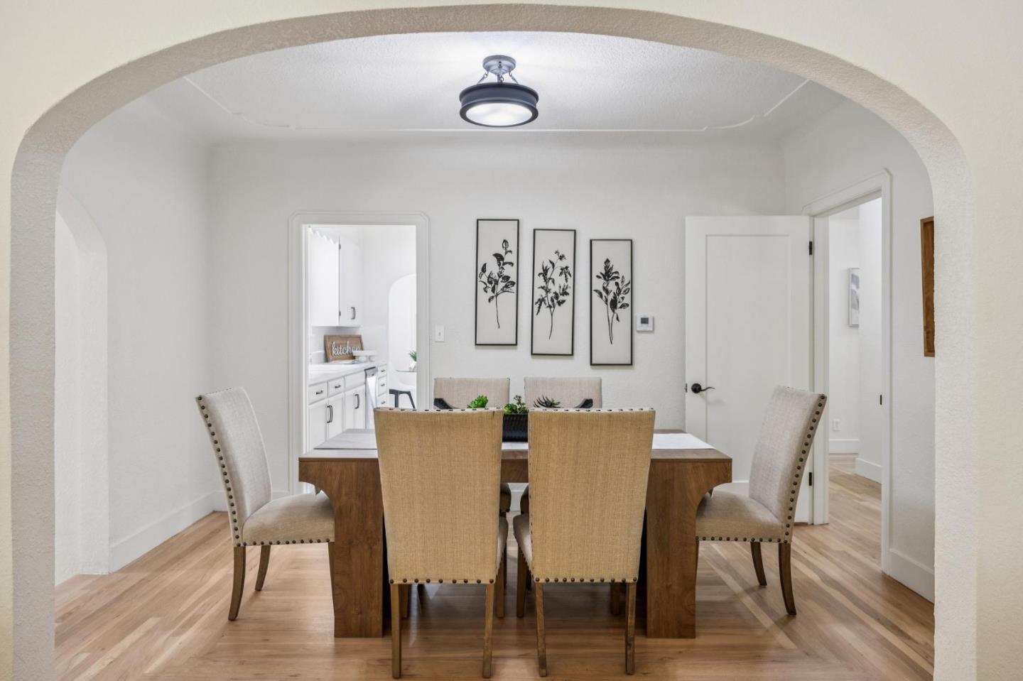 Detail Gallery Image 10 of 45 For 21531 Almaden Rd, San Jose,  CA 95120 - 4 Beds | 2 Baths