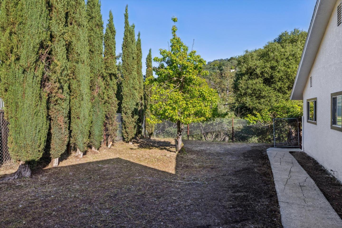 Detail Gallery Image 40 of 45 For 21531 Almaden Rd, San Jose,  CA 95120 - 4 Beds | 2 Baths