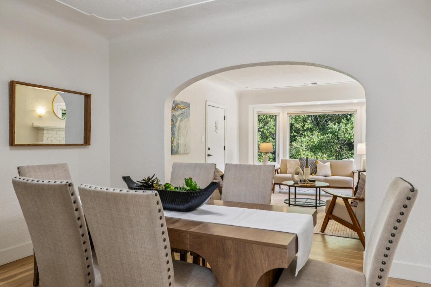 Detail Gallery Image 8 of 45 For 21531 Almaden Rd, San Jose,  CA 95120 - 4 Beds | 2 Baths